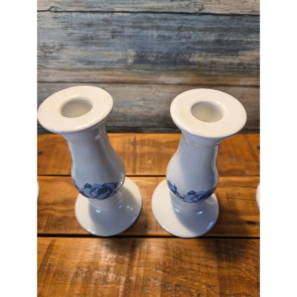 Vintage Jay Company Corelle Blue and White Candle Sticks - Picture 5 of 8